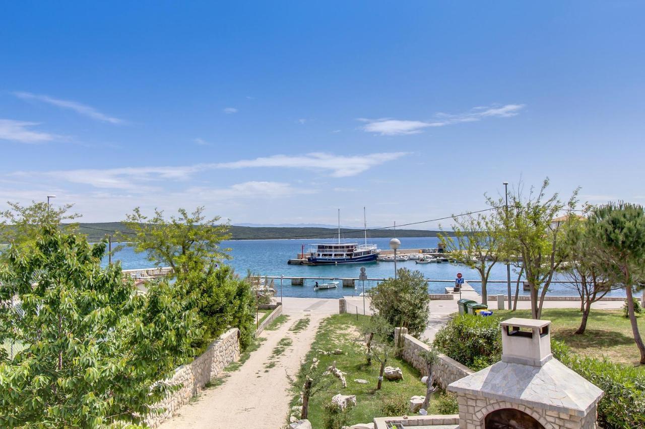 Apartments And Rooms By The Sea Nerezine, Losinj - 11815 Exterior photo