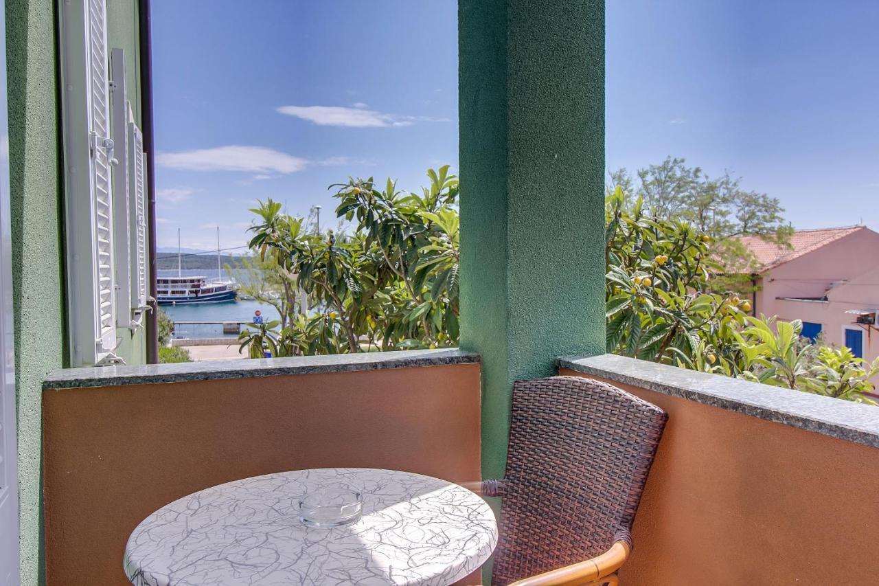 Apartments And Rooms By The Sea Nerezine, Losinj - 11815 Exterior photo